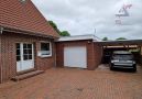 2. Eingang mit Garage und Carport