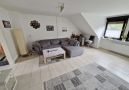 großzügige Oberwohnung
