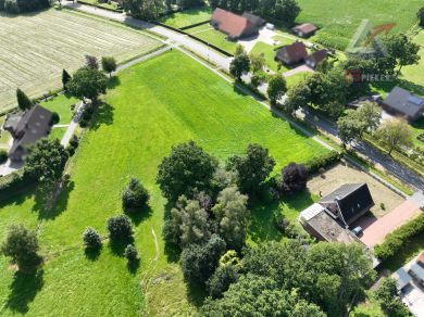 Wohnhaus in schöner Lage