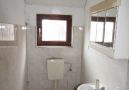 separates WC