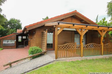 Schickes Holzhaus in schöner Wohnumgebung!