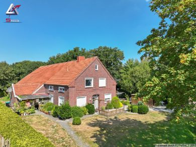 Ostfriesisches Bauernhaus in schöner ruhiger Dorflage