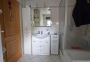 Dusche und Badewanne