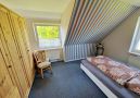 geräumiges Schlafzimmer