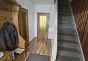 Flur mit Treppe