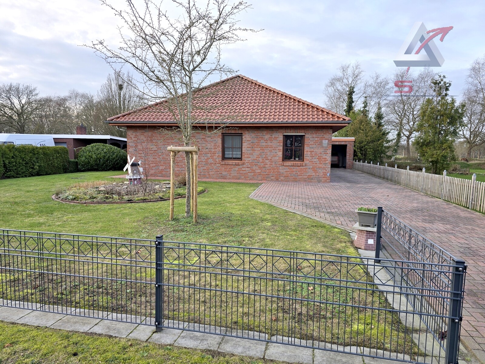 Real Estate Title Image Background