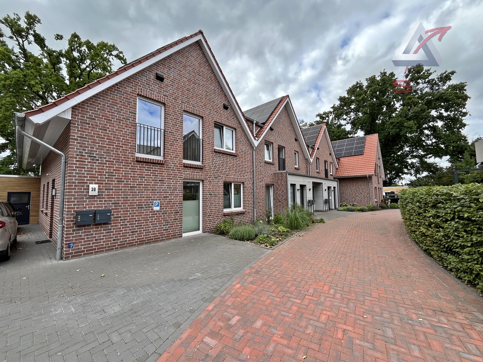 helle Obergeschosswohnung in Hollen