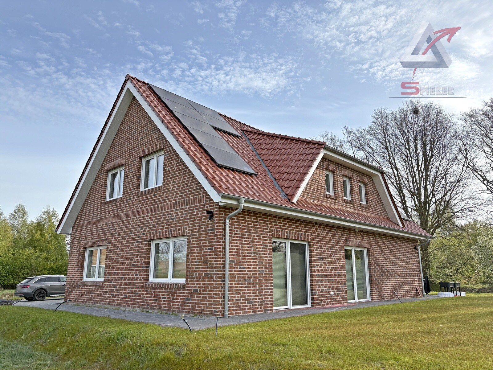 Neue Obergeschosswohnung mit viel Raum zum Leben